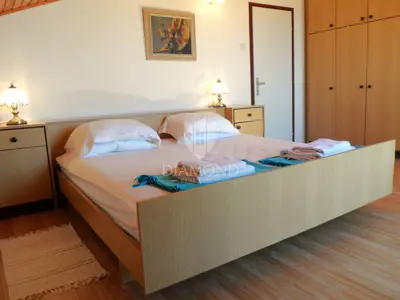 House 318 m², Poreč - 5 bedrooms and 2 bathrooms - 10