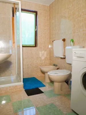 House 318 m², Poreč - 5 bedrooms and 2 bathrooms - 17