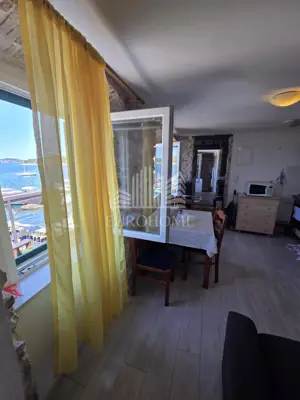 Stan 37 m², Šibenik Dolac - prvi red do mora - 4