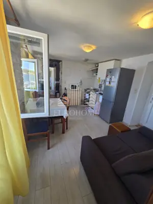 Stan 37 m², Šibenik Dolac - prvi red do mora - 5