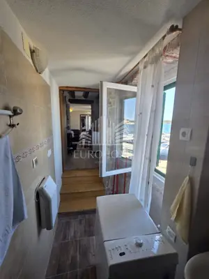 Stan 37 m², Šibenik Dolac - prvi red do mora - 10