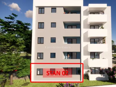 Apartment in Pula, Centar - garden 25 m² and balcony