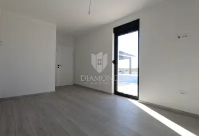 House 115 m², Marčana - pool and covered terrace - 8