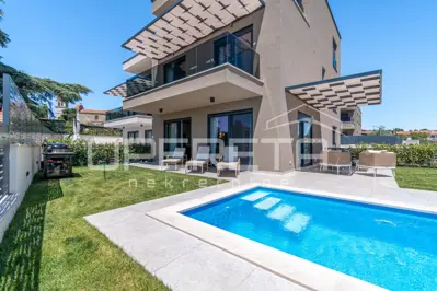 Wohnung zum Kauf in Poreč, 125 m²