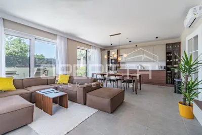 Wohnung zum Kauf in Poreč, 125 m² - 4