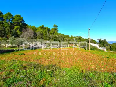 Building land 3 112 m², Dol, quiet location near Stari Grad - 11