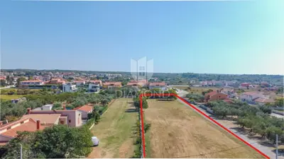 Atraktivno građevinsko zemljište u Vodnjanu!