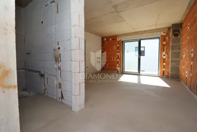 Poreč, okolica, stan sa okućnicom blizu mora - 16