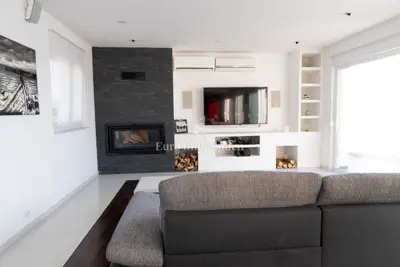 Haus 264 m², Omišalj - am Meer und mit atemberaubendem Panoramablick - 12