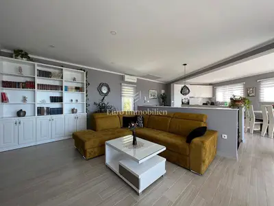 House for sale in Krvavica, 291,4 m² - 2