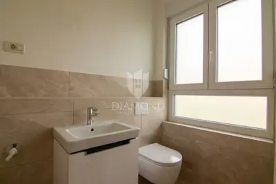 Kastav, dvoetažni stan sa garažom, pogled more - 18