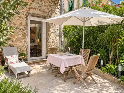 House 177 m², Rovinj - 100 m from the waterfront