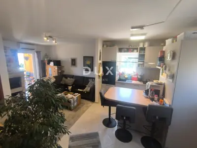 Apartment 52 m², Duga Uvala - sea view - 13