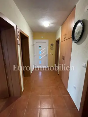 Stan na prvom katu stambene zgrade, Plovanija - Zadar - 12