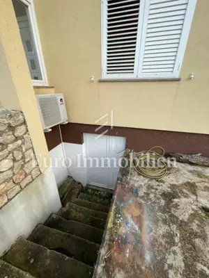 Stan na prvom katu stambene zgrade, Plovanija - Zadar - 16