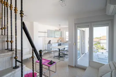 Stan 70 m², Poreč - pogled na more i terasa - 3