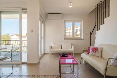 Stan 70 m², Poreč - pogled na more i terasa - 14