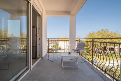Stan 70 m², Poreč - pogled na more i terasa - 12