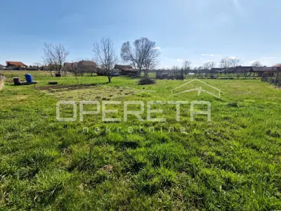 Zemljište 2.450 m², Brezovica - ravna parcela