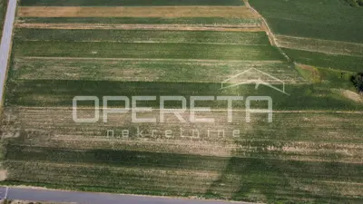 Poljoprivredno zemljište 5.924 m², Hrženica uz glavnu cestu