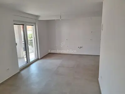 Stan 59,90 m², Mandre - 2 spavaće sobe i terasa - 9