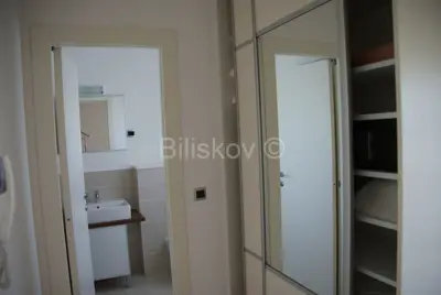 Vila 205 m², Splitska - bazen i panoramski pogled na more - 13