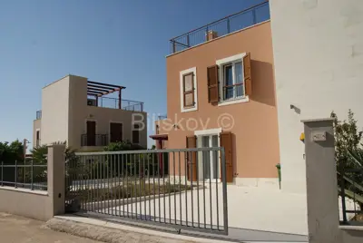 Vila 205 m², Splitska - bazen i panoramski pogled na more - 3
