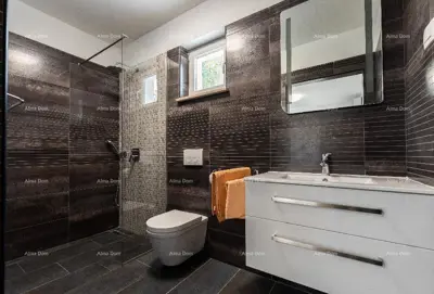 Haus 160 m², Labin - 4 Schlafzimmer und Pool - 15