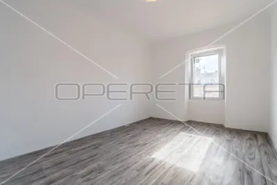 Pula, stan 74 m² u samom srcu grada - 3