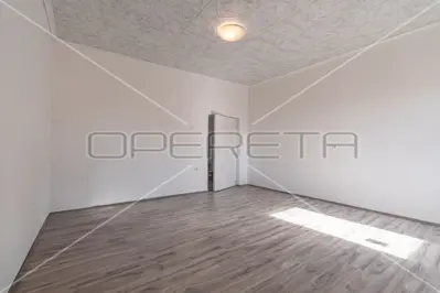 Pula, stan 74 m² u samom srcu grada - 10