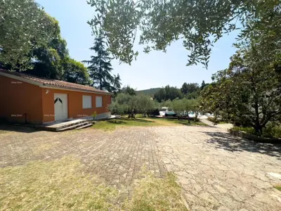 Hotel 1 600 m², Krnica, 200 m vom Meer und Pool mit Aussicht - 9