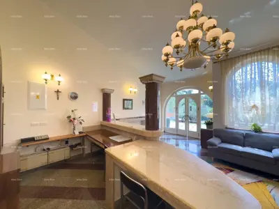 Hotel 1 600 m², Krnica, 200 m vom Meer und Pool mit Aussicht - 12
