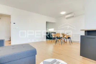 Apartment 41 m², Sesvete, Iver naselje, furnished and with a loggia - 13
