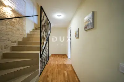House 140 m², Svetvinčenat - pool and landscaped yard - 16