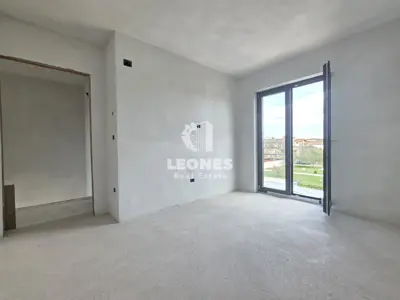 Haus 121 m², Umag - Doppelhaushälfte mit Pool - 9