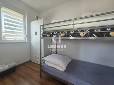 Stan 52 m², Buje - 2 spavaće sobe i natkrivena terasa - 4