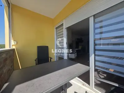 Stan 52 m², Buje - 2 spavaće sobe i natkrivena terasa - 10