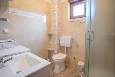 Autohtona vila s bazenom i pogledom na more, Otok Krk - 10