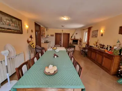 Apartmanska kuća 806 m², Poreč - 2 km od plaže - 18