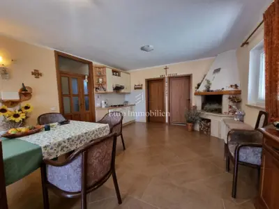 Apartmanska kuća 806 m², Poreč - 2 km od plaže - 20