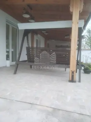 House 300 m², Strmec - quiet settlement and fenced plot - 16