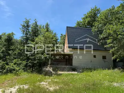 House for sale in Lovinac, 143,5 m² - 2