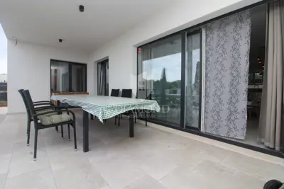 Vodnjan, novogradnja, odlična kuća za odmor s bazenom - 4