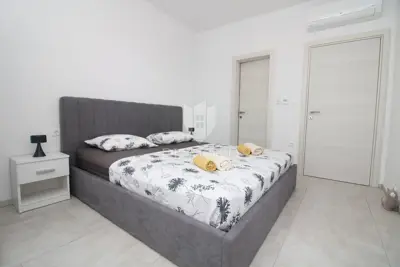 Vodnjan, novogradnja, odlična kuća za odmor s bazenom - 11