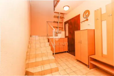 Kuća 90 m², Šikići - mirna lokacija blizu Pule - 10