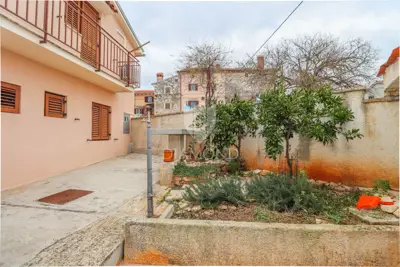 Kuća 90 m², Šikići - mirna lokacija blizu Pule - 16