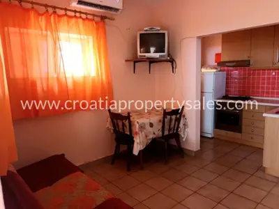 Kuća 48 m², Otok Hvar - drugi red od mora - 4