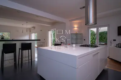 Dedići, Luksuzna vila s bazenom - 500 m² - 8