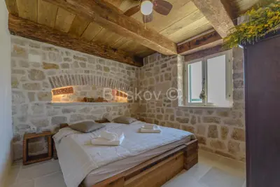 Zadar, Privlaka, Verkauf, Steinhaus mit Pool, Garten und Parkplatz. - 14