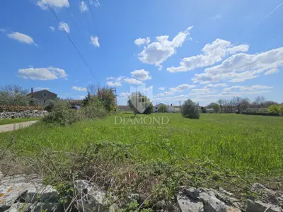 Baugrundstück 1.186 m², Poreč - Meerblick - 3
